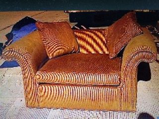 ANTIQUE GRAMERCY LOVE SEATS   LOVESEAT   SETTEE   SOFA   COUCH 