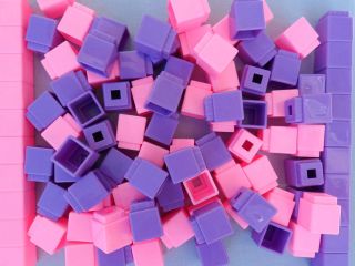100 Unifix Cubes Learning School Resource Count/Sort Maths Pink 