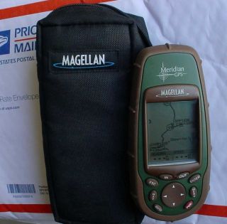 Magellan Meridian GPS Receiver with Magellan case & Instruction book 
