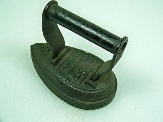   FLAT IRON SILVESTERS PATENT SALTER #3 CAST IRON FOUND IN HOLLAND