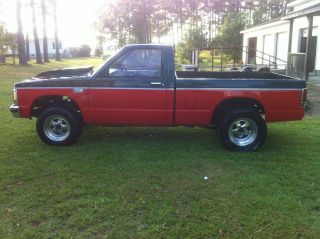 Chevrolet  S 10 none 1985 CHEVY S 10 PROJECT RACE TRUCK SOUTHERN 