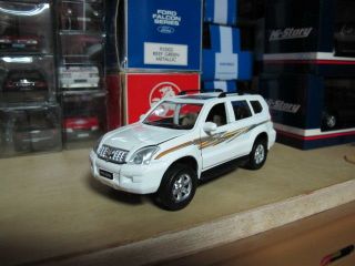 Toyota Land Cruiser Prado white pullback toy car 1/32 free ship