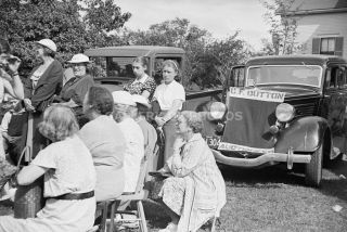 Old Vintage photograph Woman at auction w/ old cars near by reprint 