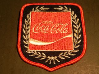    Advertising  Soda  Coca Cola  Pins, Badges & Patches