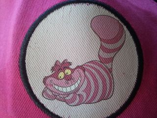 Alice in Wonderland The Cheshire Cat T TEE Shirt Medium 100% Cotton 