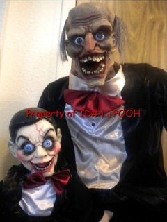 ANIMATED LIFESIZE VENTRILOQUIST and HAUNTED DUMMY HALLOWEEN PROP 