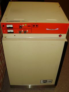 Napco Water Jacketed CO2 Cell Culture Incubator (Model 5100), Large 