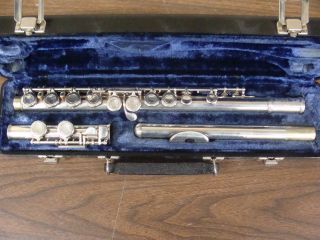 Armstrong Flute Elkhart Ind. 104 SN 3137154