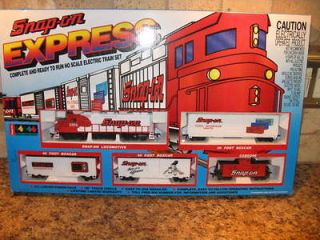 Extremely Rare Snap On Express Collector Train Set 1994 HO Scale Mint