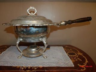   Silver Company Silver Plated 2 Quart Wooden Handled Chafing Dish