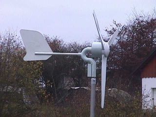 Wind turbine generator Black300 450 Watt 12 Volt with input for solar 