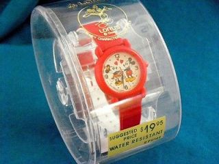   LORUS by Seiko MICKEY AND MINNIE MOUSE LOVE WATCH IN DISPLAY CASE
