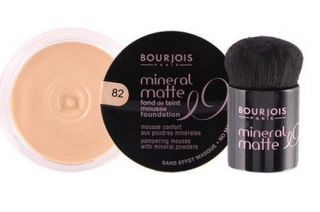 BOURJOIS MINERAL MATTE MOUSSE FOUNDATION CHOOSE YOUR SHADE   BOXED