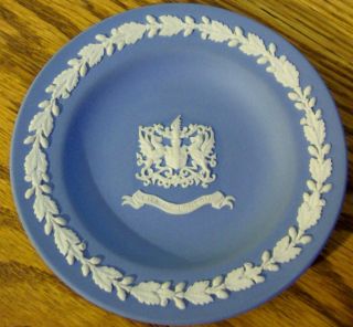    Decorative Collectible Brands  Wedgwood  Collector Plates