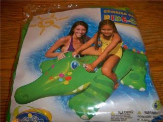 INTEX Grinning Gator Ride On Water Toy Inflatable Float NEW