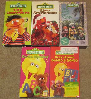 SESAME STREET Lot 5 VHS~Elmo Saves Christmas/Eart​h Songs/Games and 