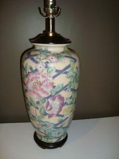   Floral Asian Oriental Chinoiserie Style Flower Lattice ginger jar Lamp