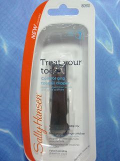   TREAT YOUR TOES Control Grip Toenail Clipper• +Clippings Catcher
