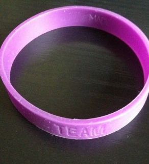 nike silicone bracelet in Jewelry & Watches
