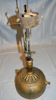 VINTAGE, ANTIQUE COLEMAN GAS TABLE LAMP, LANTERN. american,