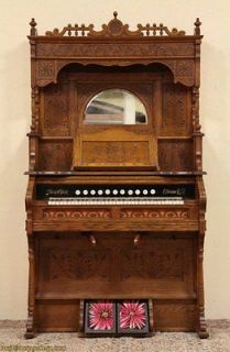 Oak Eastlake Story & Clark Chicago Pump / Reed Organ