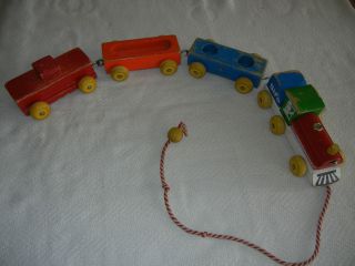 VINTAGE FISHER PRICE SIFO WOODEN PULL TOY TRAIN CARS WITH CABOOSE