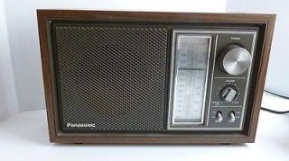 Vintage Panasonic RE 6289 Table Radio Model Works Great