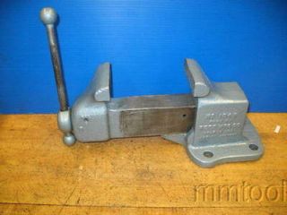 REED 4 BENCH VISE MFG USA OPENS 6 1/2 ***XLNT***