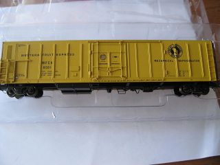Red Caboose Stock #34804 Great Northern Western R 70 15 Refrigerator 