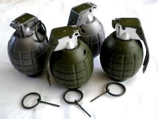 Lot of 4 Kids Toy Grenades Toy Bombs with ticking/explod​ing sounds