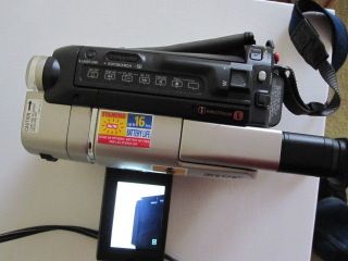 Sony Handycam CCD TRV87 8mm Video8 HI8 Camcorder Player Stereo Video 