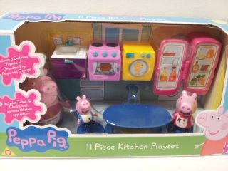 PEPPA PIG KITCHEN PLAYSET 3 FIGURES BUNDLE NEW