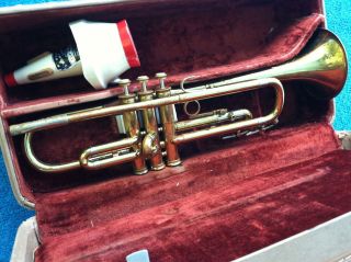 HOLTON COLLEGIATE TRUMPET 1964 MODEL Great Player