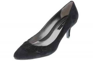 Bandolino NEW Yougiveme Black Suede Ruffled Pumps Kitten Heels Shoes 6 
