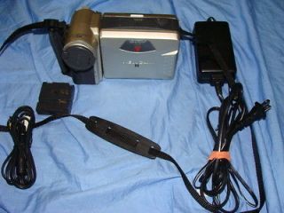Sharp VL A10 ViewCam 8mm CAMCORDER Recorder PLAYER VCR Video Camera