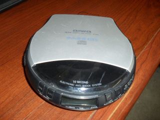 aiwa cd player in Portable Audio & Headphones