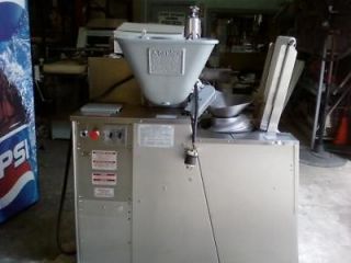 SCALE O MATIC DOUGH ROUNDER DIVIDER ATWOOD