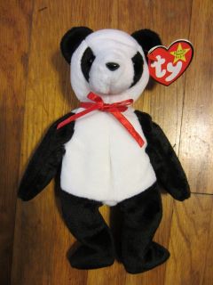 TY BEANIE BABY PANDA FORTUNE COLLECTABLE TOY #413 red star *MINT*