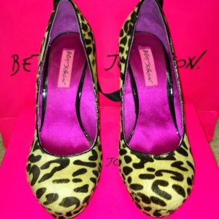 Betsey Johnson Pumps Leopard Pink Bottoms Size 8 Deeeval