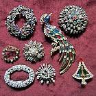 COSTUME JEWELRY LOT 8 Brooches Vintage Unmarked