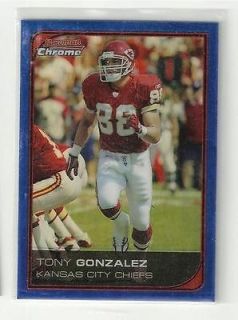 TONY GONZALEZ 2006 B0WMAN CHROME BLUE REFRACTOR 64/150 NM NFL LOOK C