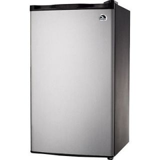 Igloo 3.2 cu ft Refrigerator & Freezer for Dorm, Office etc. FR322