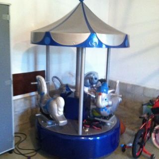 Kiddie Coin Operated 3 ride Carousel Merry Go Round