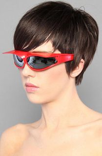 NEW Linda Farrow x Jeremy Scott The Sun Visor wrap sunglasses in red