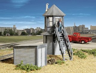 Walthers (HO Scale)   Hiawatha Accessory Structures   Gatemans Tower 