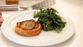 How to Make Onion, Blue Cheese & Pecan Tarts Starters