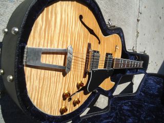 Gibson ES 175 Natural Flame ES 175 in Great Condition with hard case