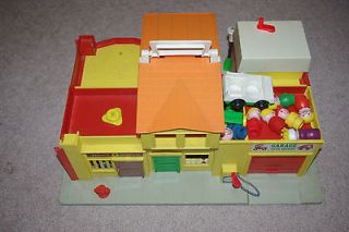 VINTAGE FISHER PRICE LITTLE PEOPLE VILLAGE TOWN 997 1973
