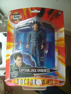  WHO FIGURE – CAPTAIN JACK HARKNESS WITH JACKS SONIC BLASTER ACCES