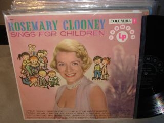 ROSEMARY CLOONEY sings for children